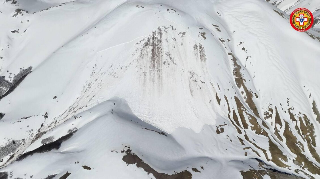 Maxi valanga si stacca dal Monte Bove: paura per gli escursionisti